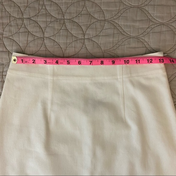 NWT | Club Monaco | Akemi Denim Scalloped Eyelet Skirt — White | Size 2 - Picture 10 of 13